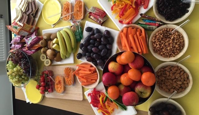 Kolorowe warzywa i owoce w naszym biurze